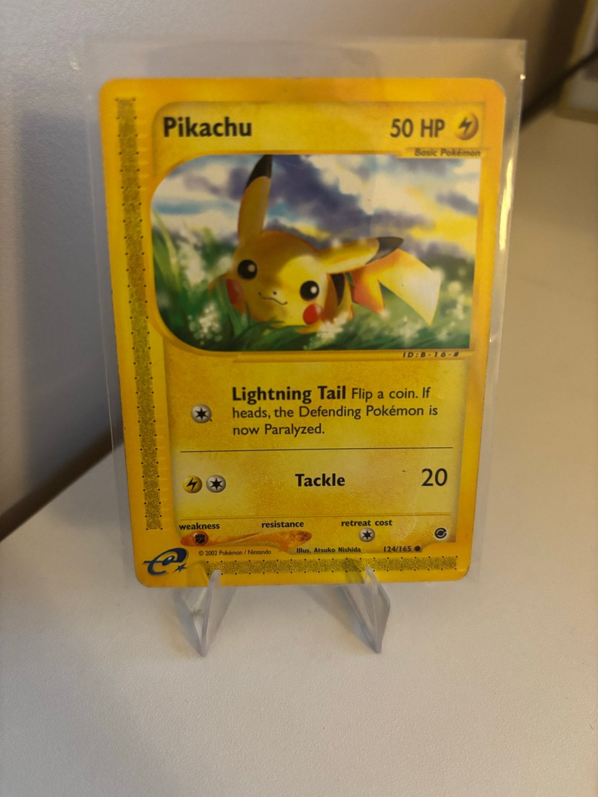 Pikachu 124/165 Expedition Base Set Pokémon Kaa, Ophalen of Verzenden, Gebruikt, Losse kaart, Foil