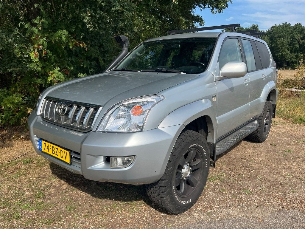 Toyota Land Cruiser 120 3.0 D-4d 5D  AUT 2006, Automaat, 4 cilinders, Stoelverwarming, Diesel