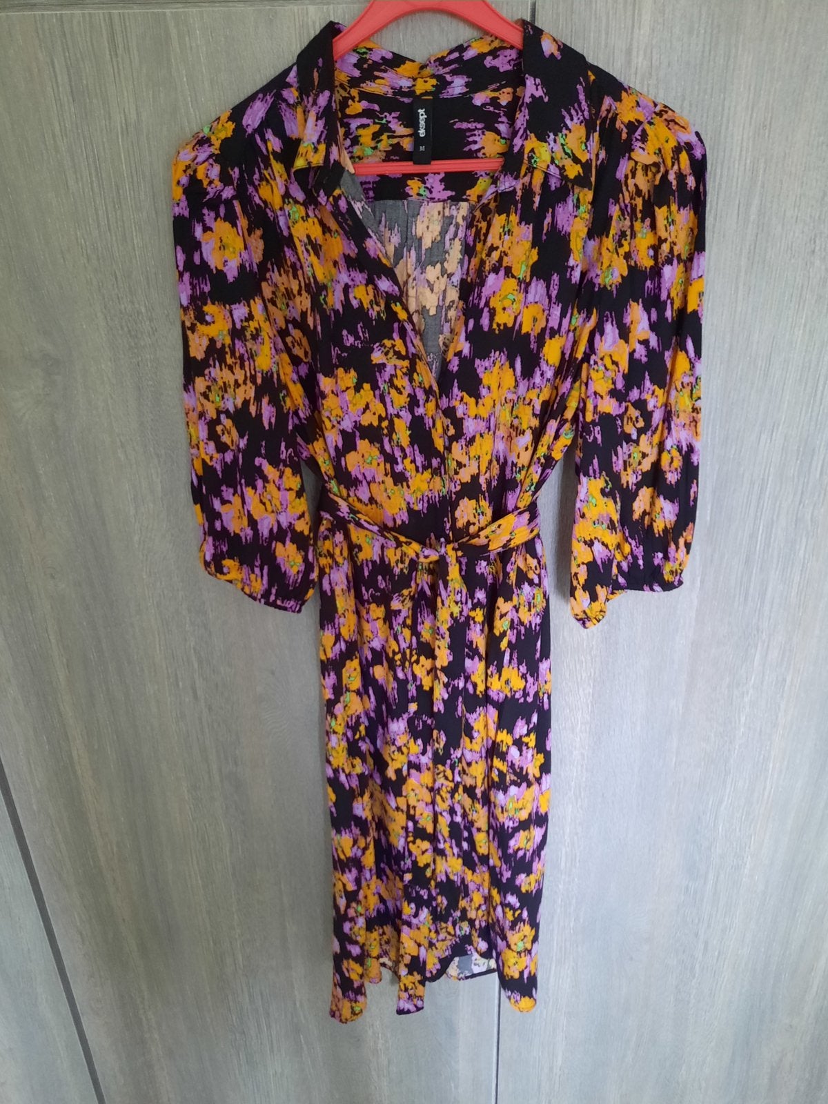 Blousejurk maat M , Shoeby niet gedragen., Ophalen of Verzenden, Zo goed als nieuw, Onder de knie