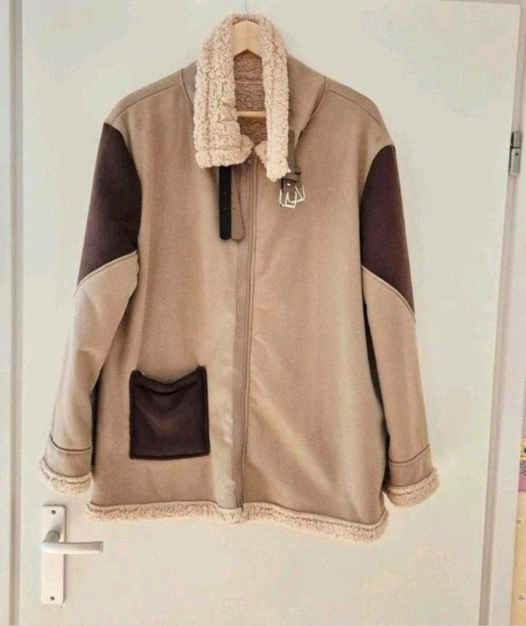 Nieuwe Windbreker met teddy voering - Maat XL, Ophalen of Verzenden, Nieuw, Maat 46/48 (XL) of groter, Bruin