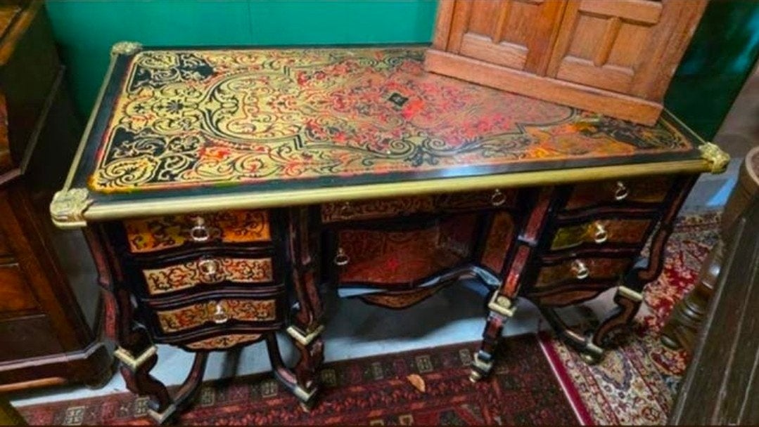 Grote boulle tafel/bureau, Ophalen