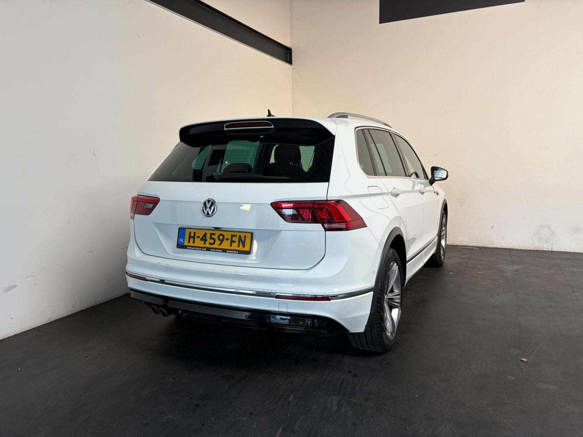 Volkswagen Tiguan 2.0 TSI 4Motion Highline Business R-Line., Automaat, Gebruikt, Euro 6, 1984 cc