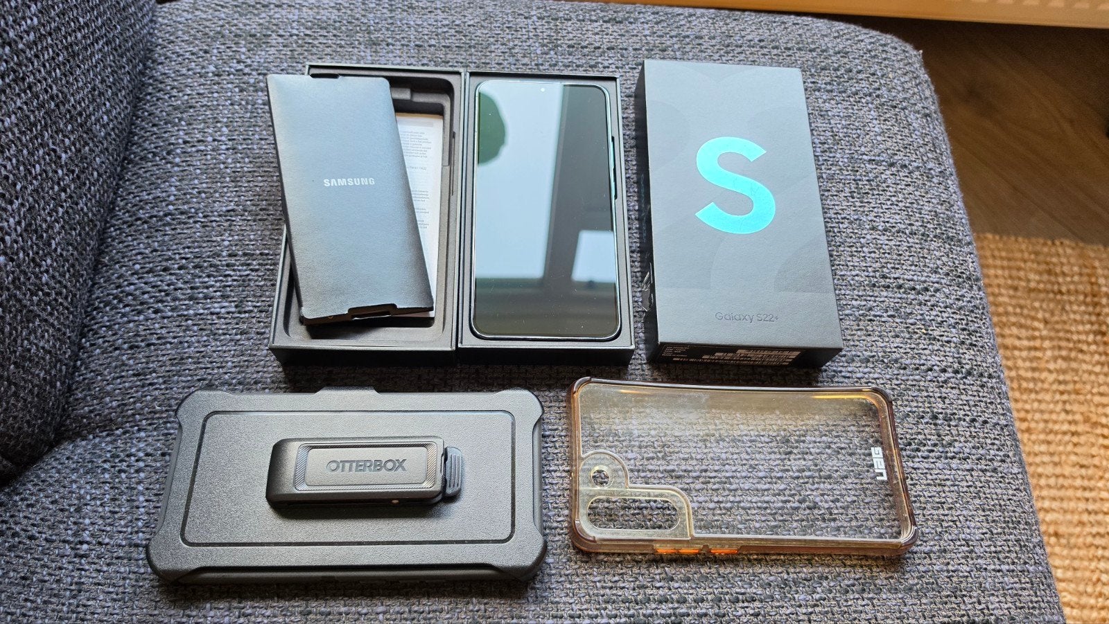 Samsung Galaxy S22 Plus 128GB + Otterbox & UAG hoesjes, Ophalen of Verzenden, Zo goed als nieuw, Zonder abonnement, Zonder simlock