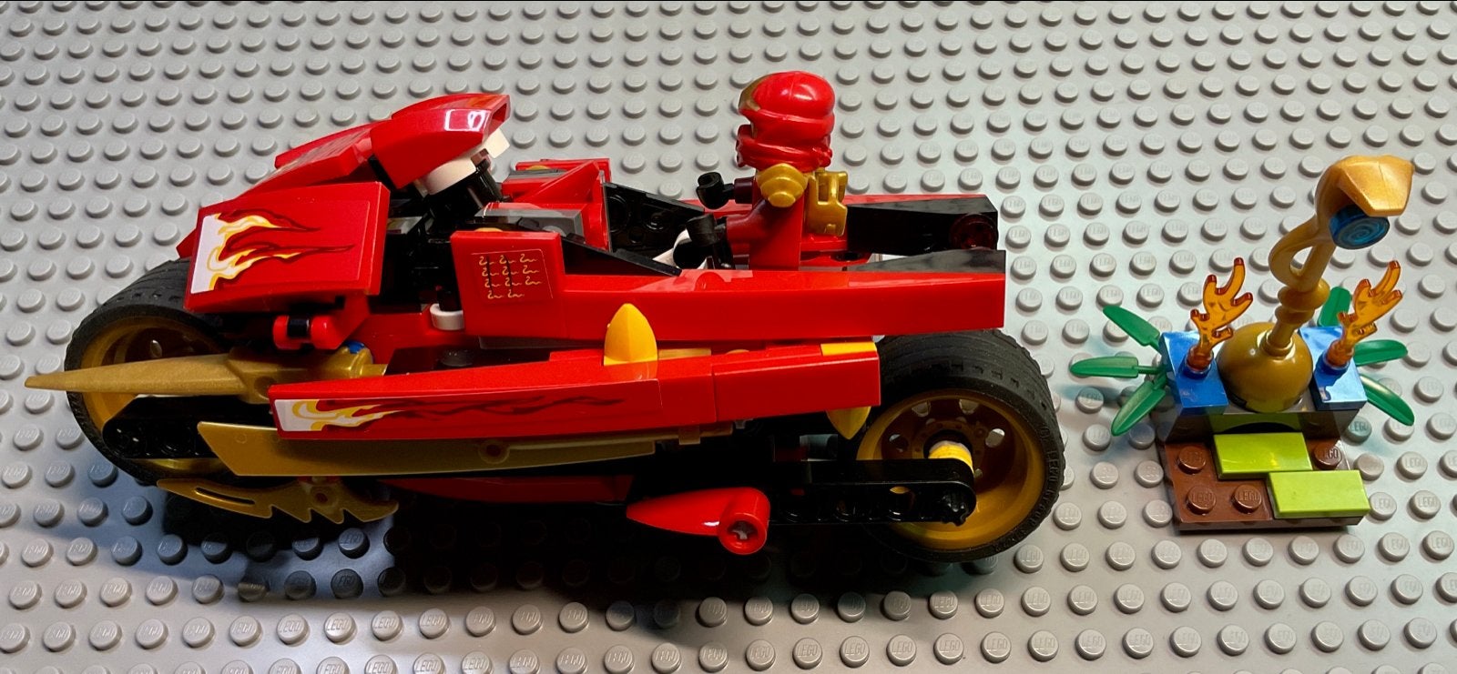 LEGO 9441 Ninjago Kai's Blade Cycle met minifiguur, Ophalen, Zo goed als nieuw