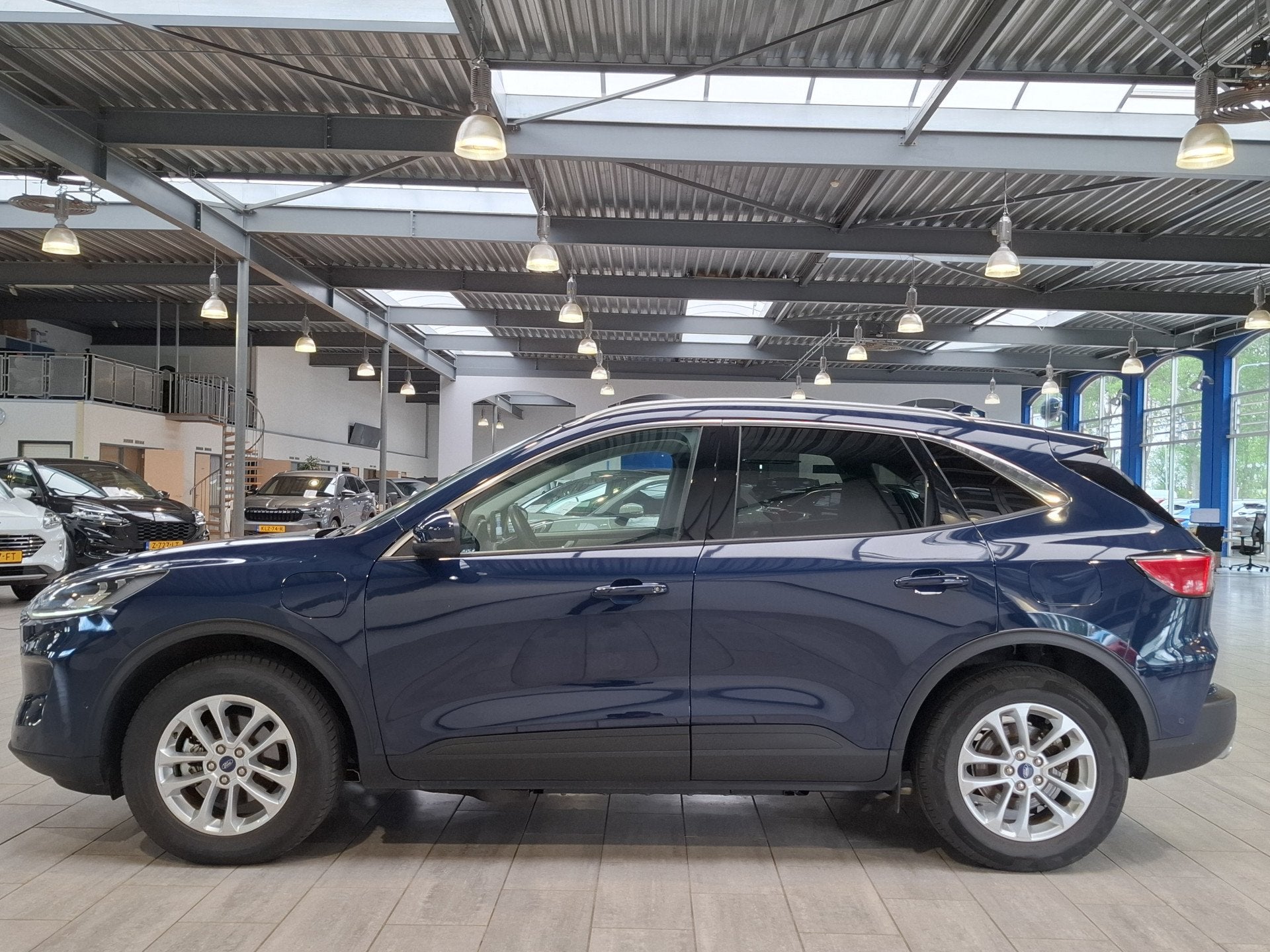 Ford Kuga 2.5 PHEV 225 pk Titanium X | Trekhaak | El. a. kle, Auto's, Dealer onderhouden, Stof, Gebruikt, 4 cilinders