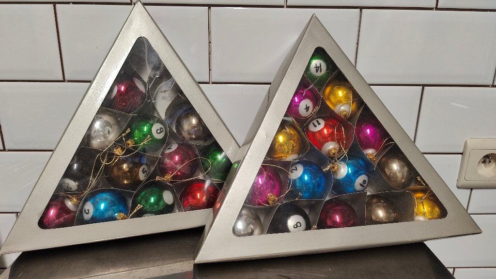 Kerstballen pool, Ophalen, Gebruikt