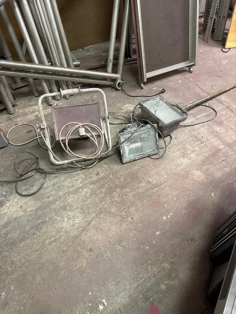 Bouwlampen 500W en 1000W - Twee stuks, Doe-het-zelf en Verbouw, Bouwverlichting, Ophalen of Verzenden, Zo goed als nieuw, 500 watt of meer