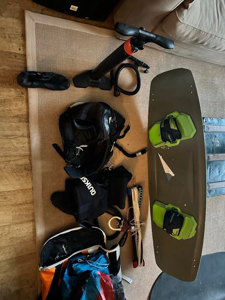 Complete kitesurf set - Religion 12m2 met board en accessoir, Watersport en Boten, Gebruikt, Kitesurf-set, Twintip, Ophalen of Verzenden