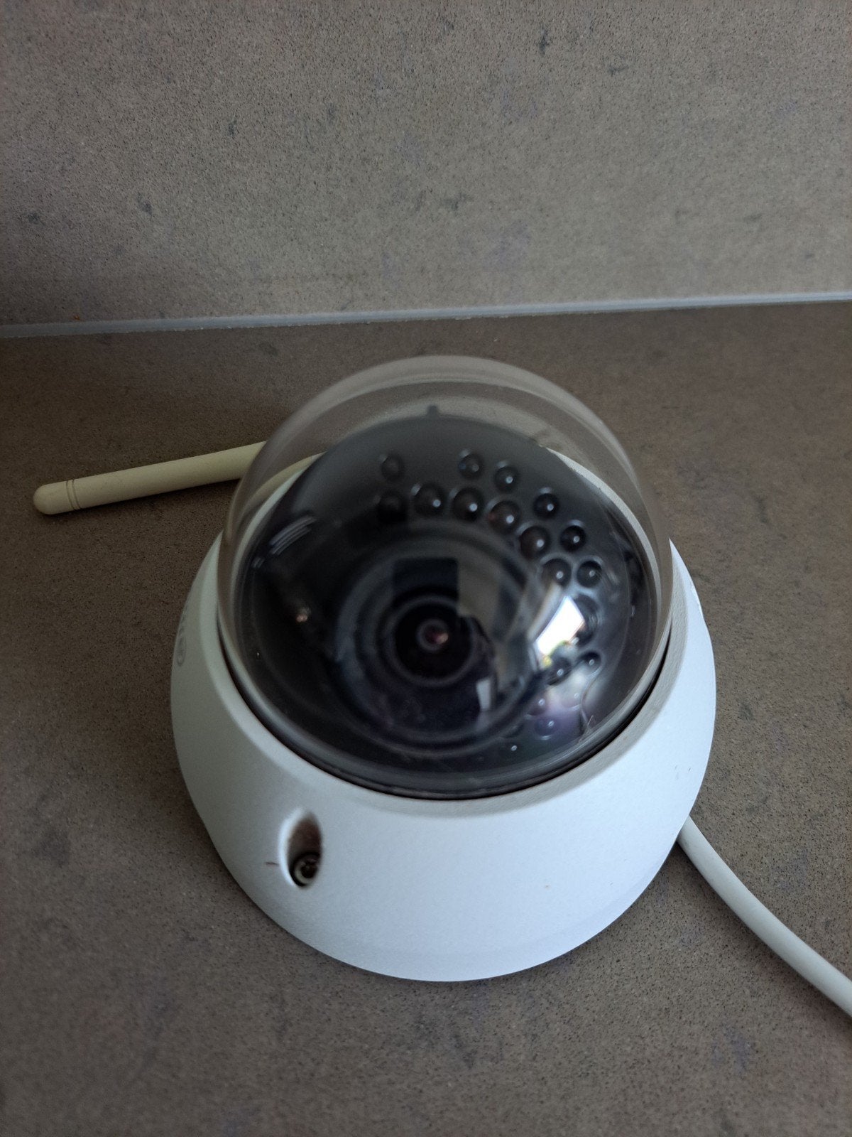 Dahua Technology H D BW1435E-W, Ophalen
