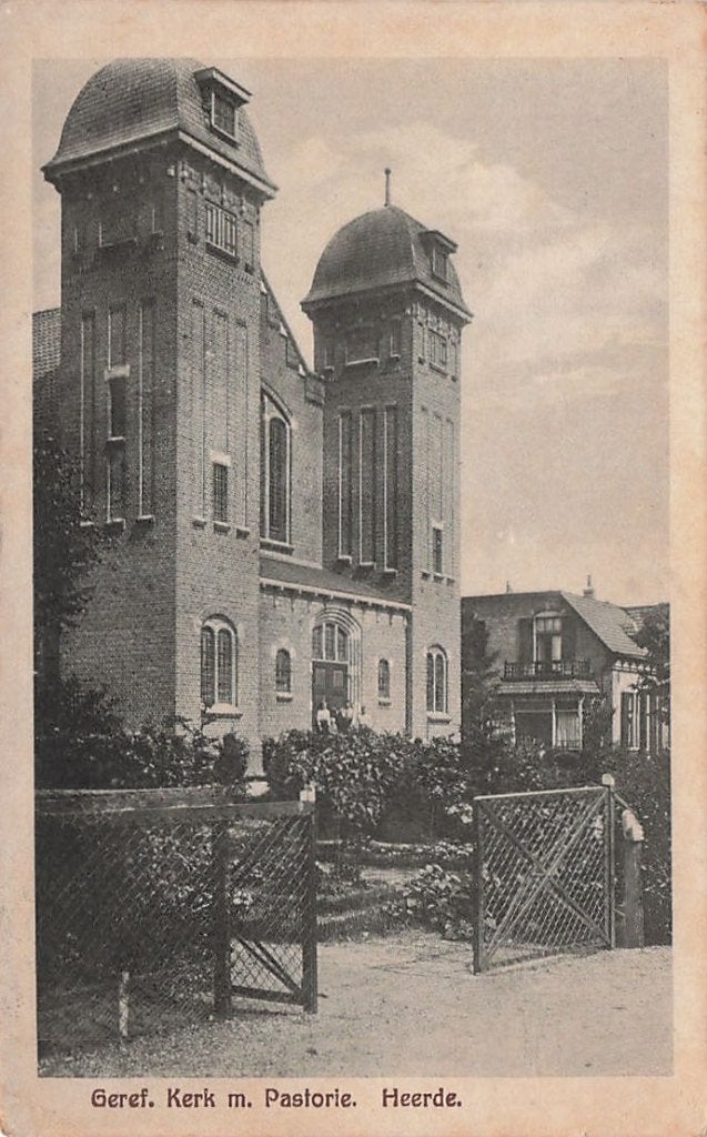 AN141 Heerde Kerk en Pastorie ca. 1920, Verzenden, Voor 1920, Gelopen, Gelderland
