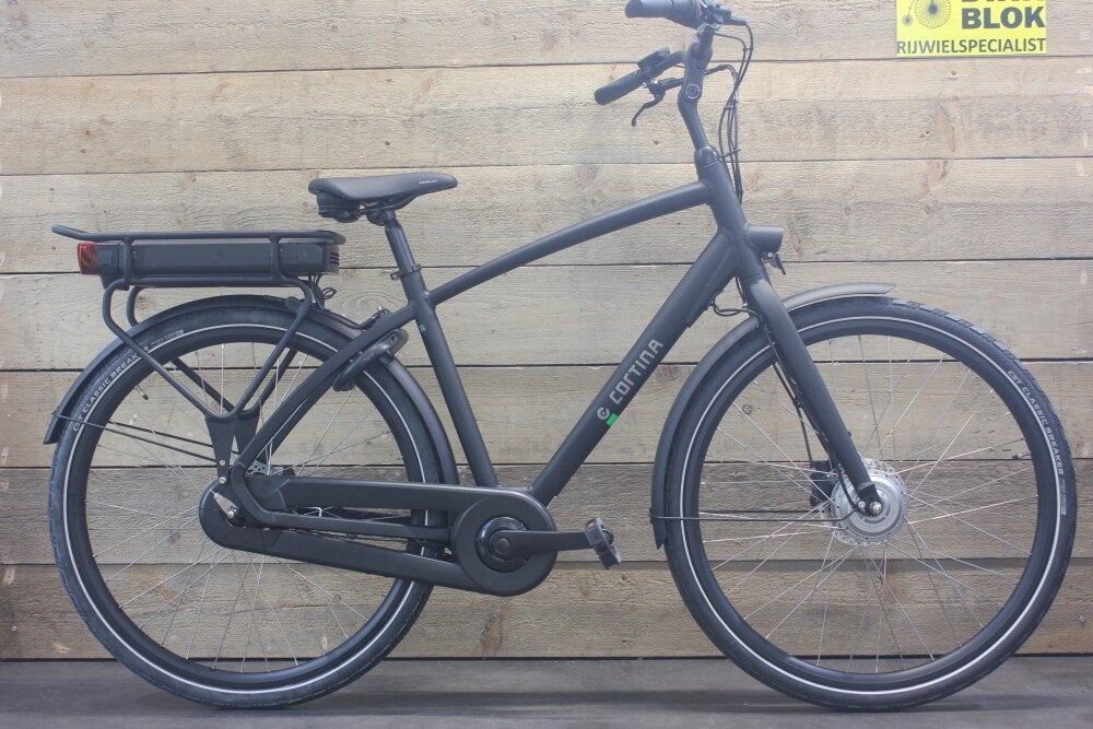Cortina E-Tide FM Jet Black incl 500wh 50cm en 57 cm