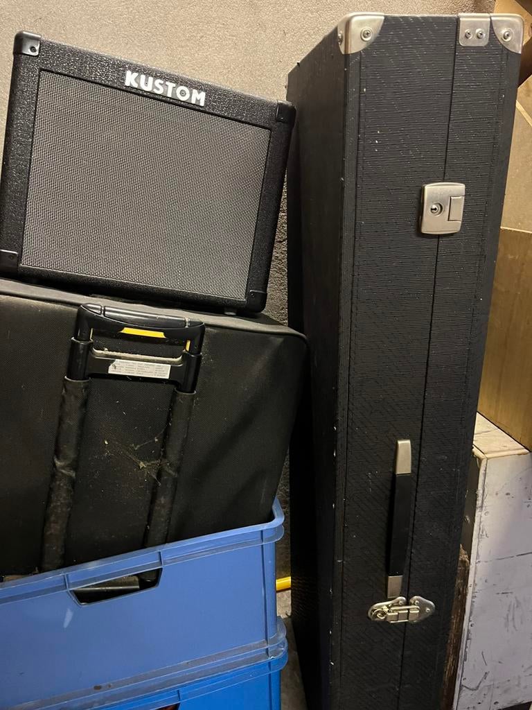 Te koop: elektrische piano, floormonitoren, projector etc, Ophalen, Gebruikt, Overige aantallen, Korg
