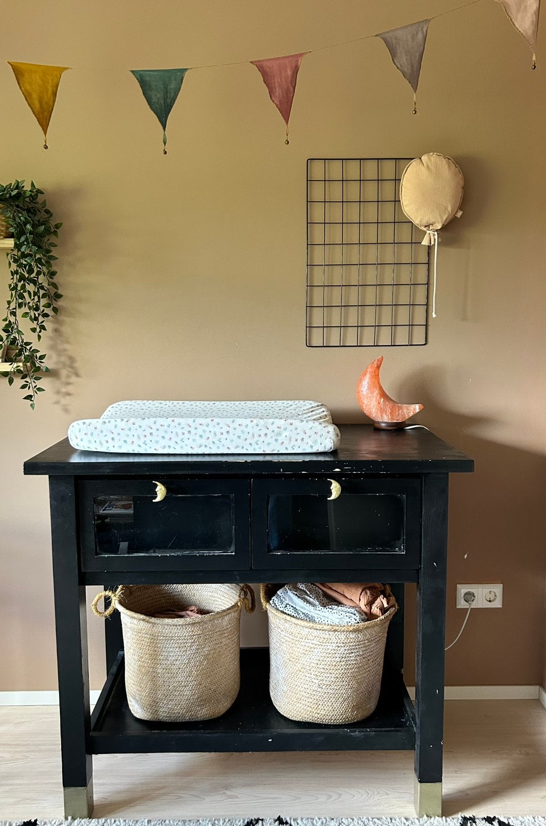 Commode zwart, Ophalen, 50 tot 70 cm, 90 tot 105 cm, 100 cm of meer