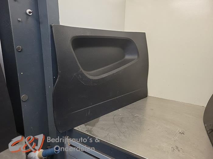 Laadbak bekleding van een Renault Trafic, Gebruikt, -, Renault, -