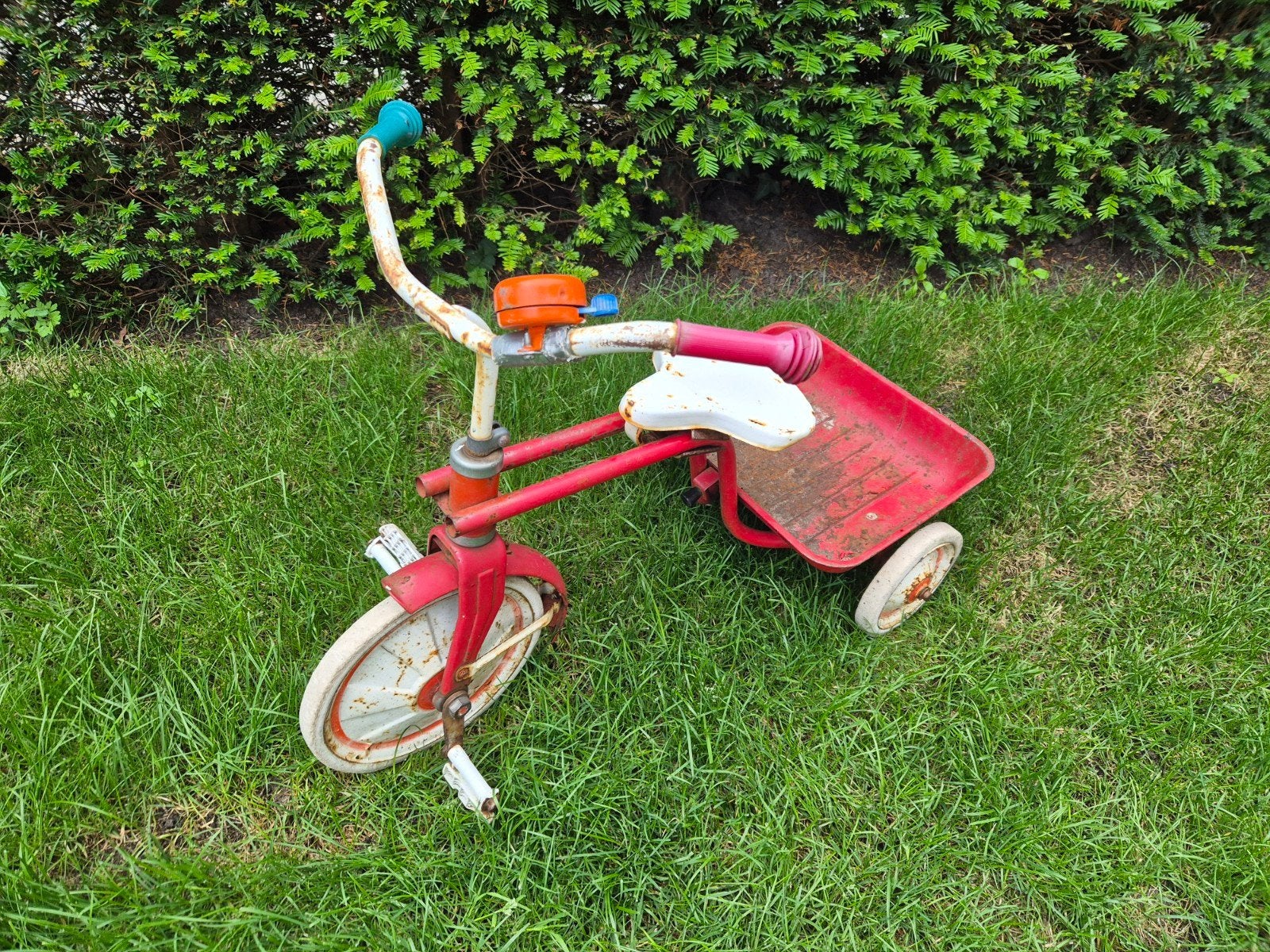 Vintage Kinderfiets met Bakje - Charmante Roest, Fietsen en Brommers, Ophalen, Gebruikt