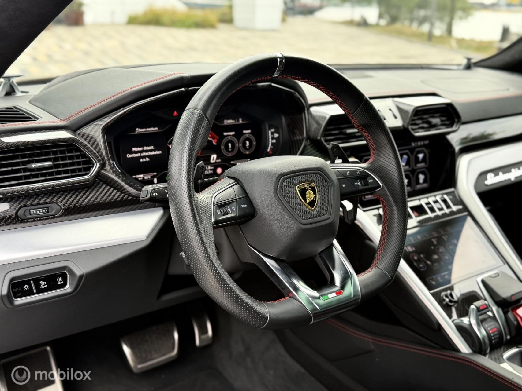 Lamborghini Urus 4.0 V8 |Pano|Massage|B&O Advanced|Koeling, Automaat, Urus, Gebruikt, Bedrijf