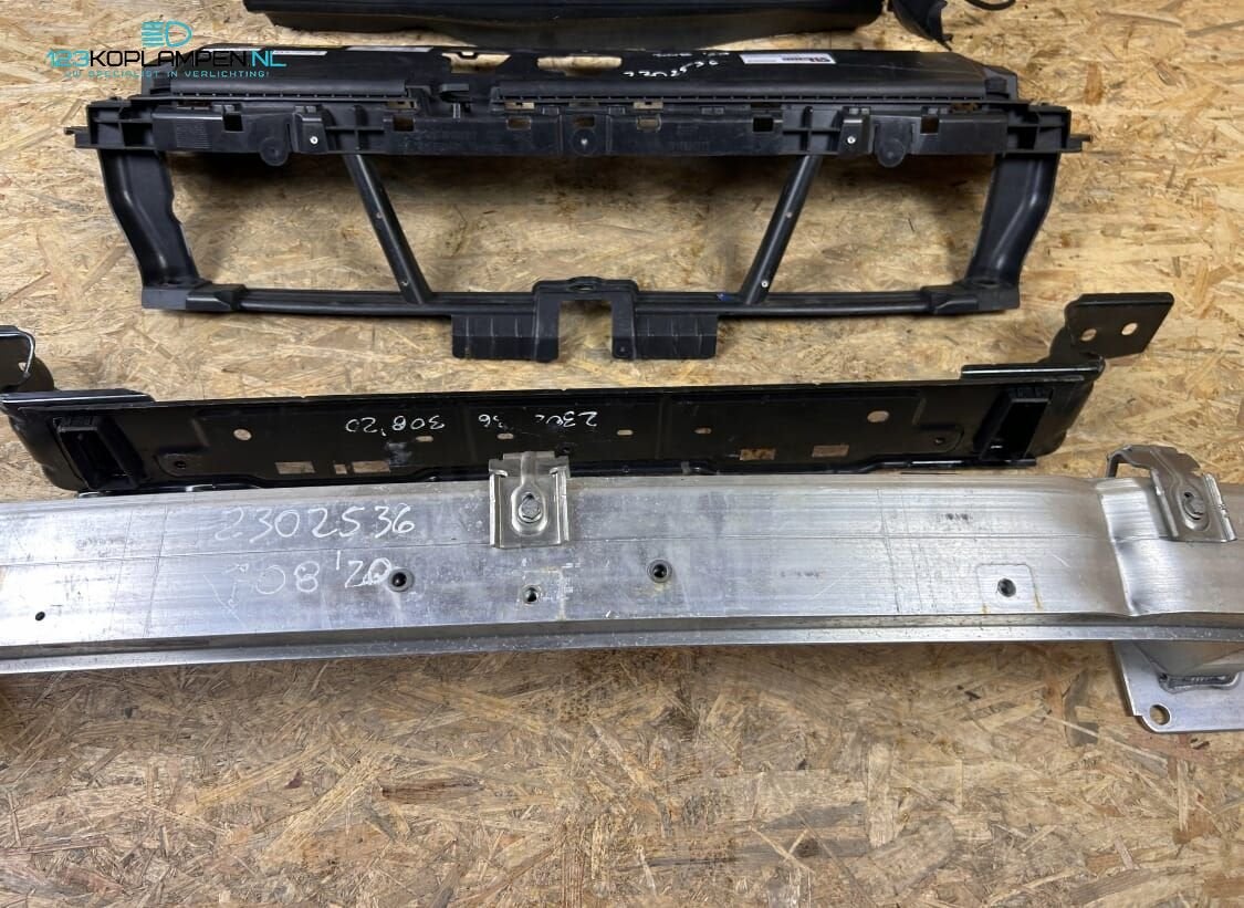 Peugeot 308 T9 Facelift Voorfront koelerpakket radiateur bum, Ophalen, Gebruikt, -, -