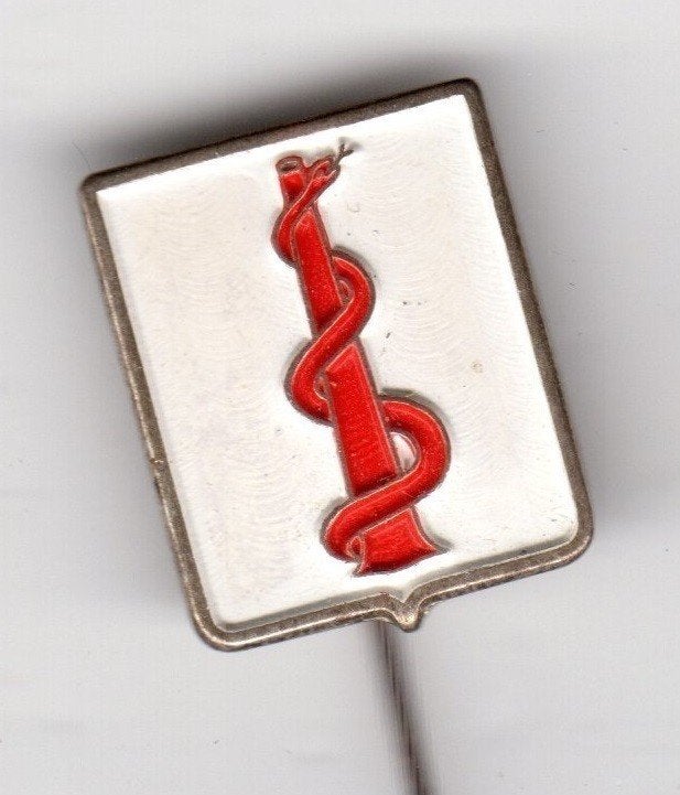 Speldje ESCULAAP ROOD HUISARTS DOKTER (A5), Ophalen of Verzenden, Gebruikt, Overige onderwerpen