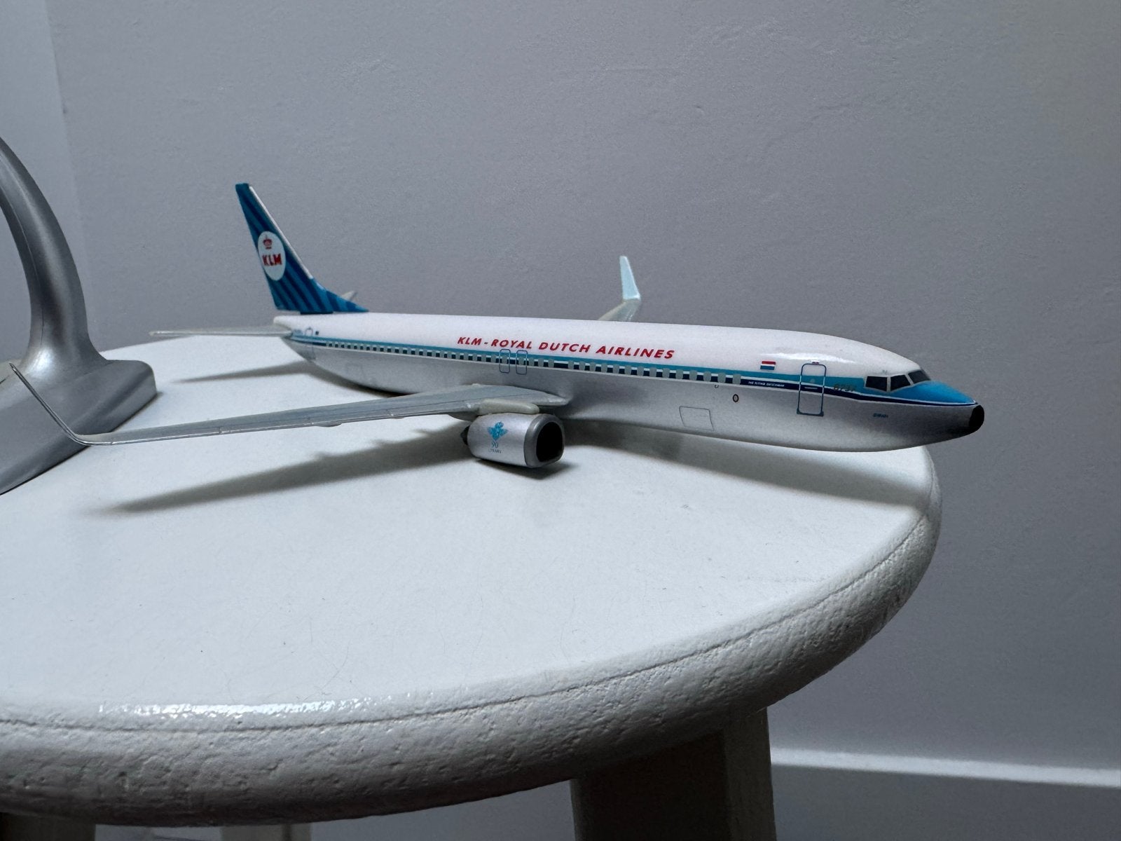 KLM B737-800 Retro 90 jaar - Modelvliegtuig, Verzamelen, Ophalen of Verzenden, Gebruikt