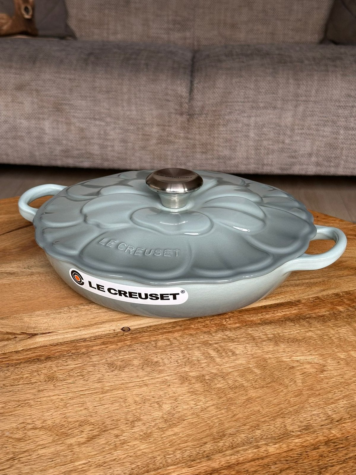 Le Creuset bloesem braadpan 26 cm – Sea Salt, Ophalen, Nieuw, Gietijzer