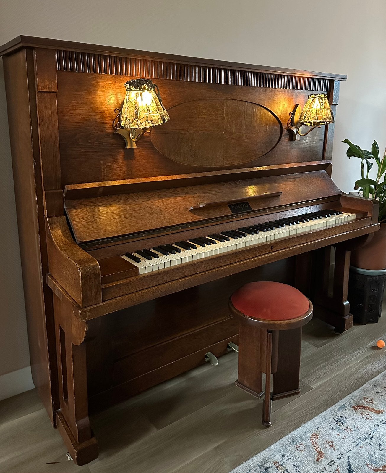 Gratis piano, Muziek en Instrumenten, Piano's, Ophalen, Gebruikt, Bruin, Piano