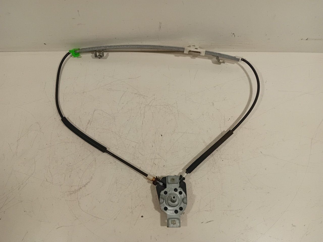 Raammechaniek links voor Volkswagen Golf, Van der Ven Autorecycling B.V., Gebruikt, Ettenseweg 76, 4706 PB Roosendaal, The Netherlands