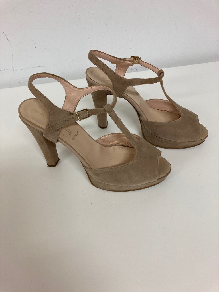 beige suède pumps / sandalen - Planisphère maat 37/38, Planisphère, Beige, Ophalen of Verzenden, Schoenen met hoge hakken