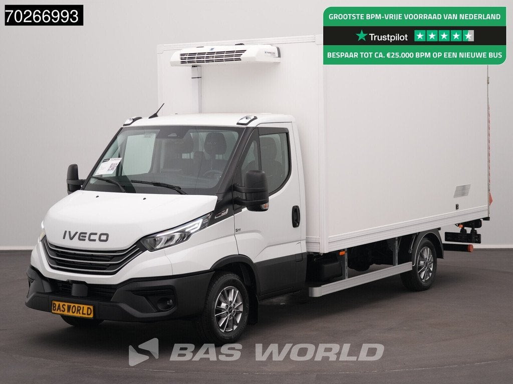 Iveco Daily 35S18 BPM VRIJ! 3.0L Laadklep Koelwagen Vriezer, Automaat, Stof, Euro 6, 4 cilinders