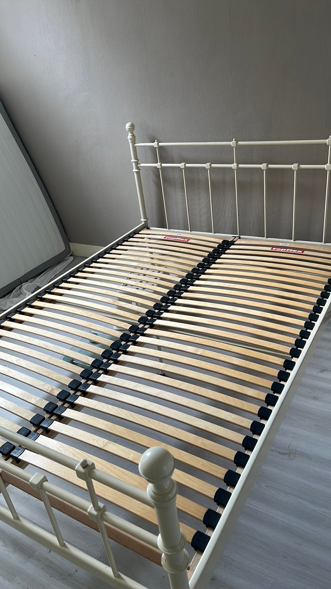 Ikea 2 persoonsbed met latten bodem, Gebruikt, Wit, Tweepersoons, Hout