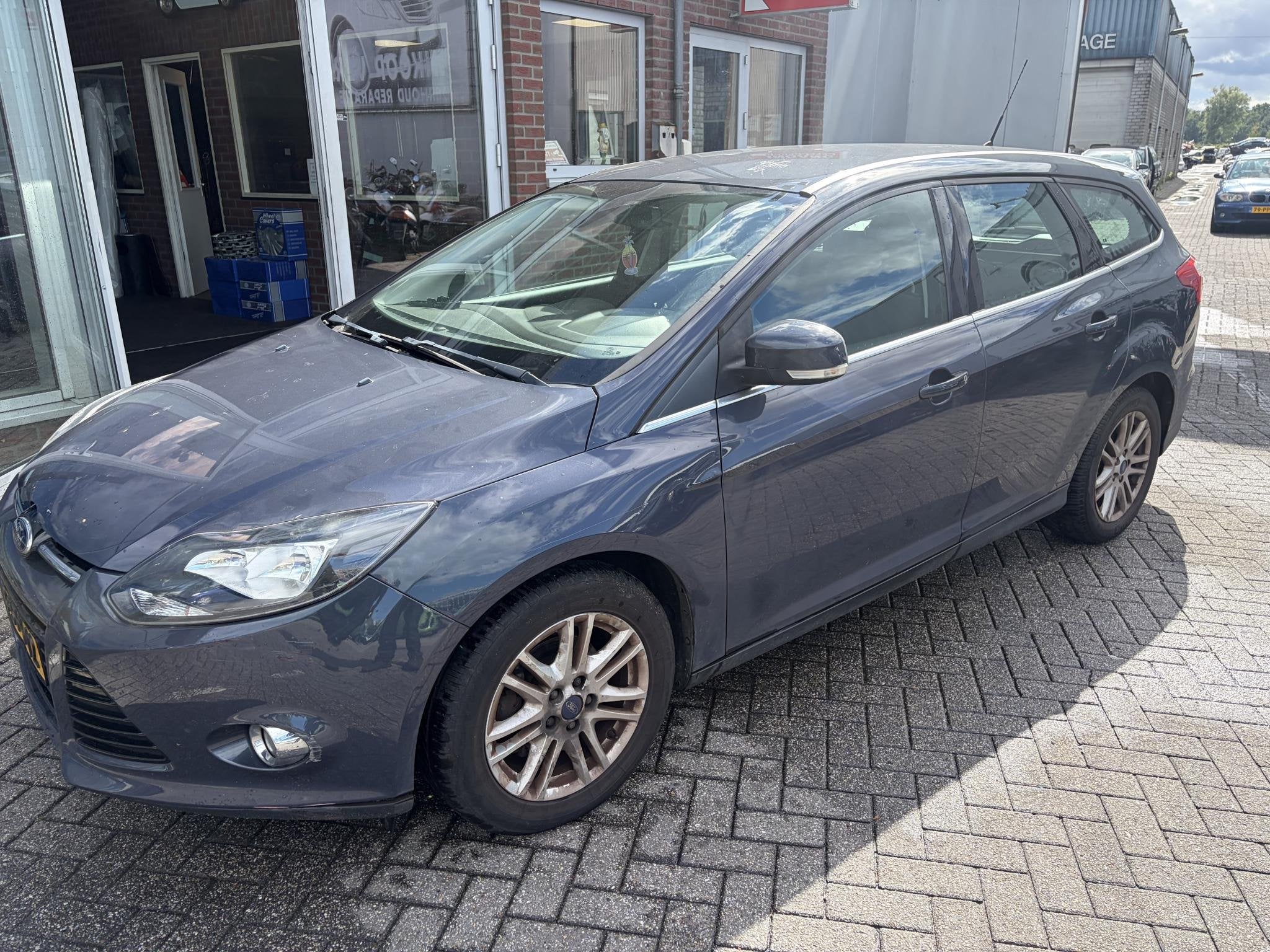 Ford Focus Wagon 1.0 EcoBoost Titanium Motor defect, Euro 5, Gebruikt, Origineel Nederlands, Handgeschakeld