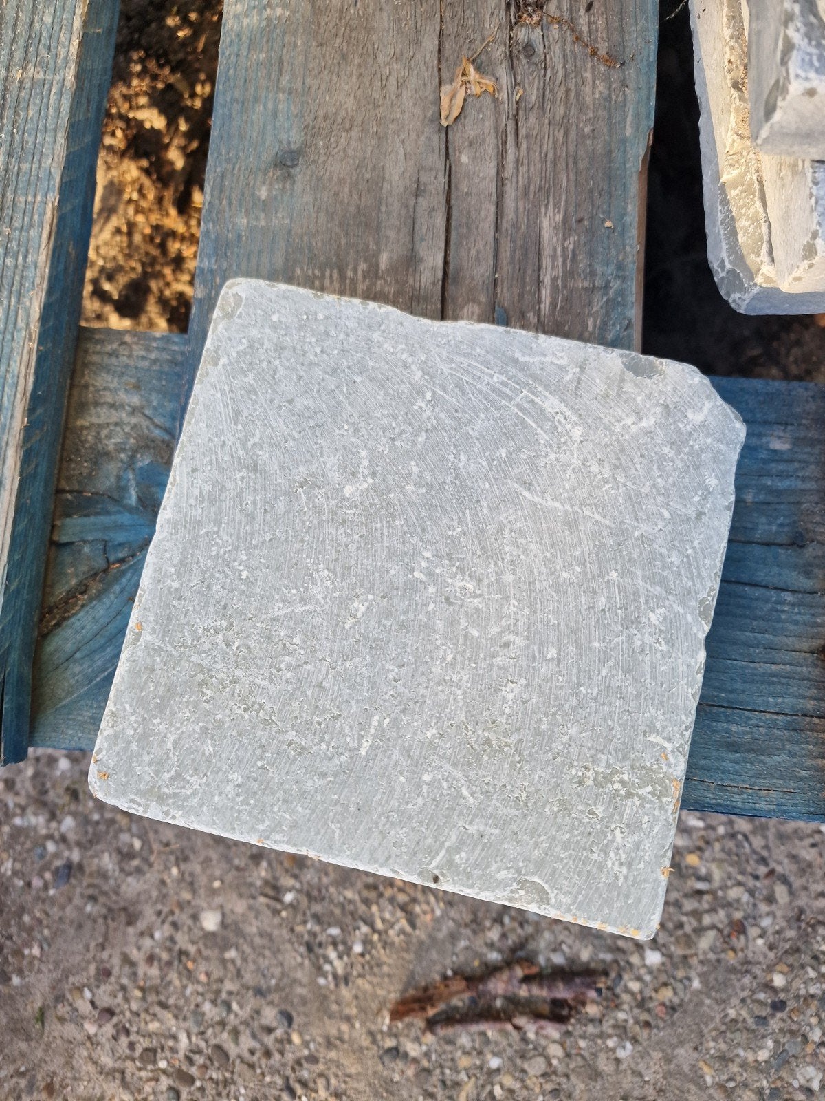 Vietnamese hardsteen tegels 15x15 cm - 12 m2, Doe-het-zelf en Verbouw, Ophalen, Hardsteen, Nieuw, Minder dan 20 cm