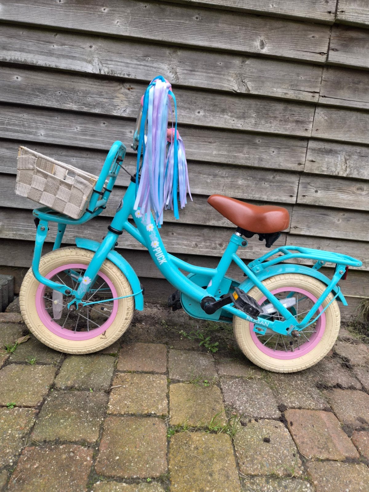 12 inch kinder meisjes fiets met zijwieltjes, Fietsen en Brommers, Ophalen, Terugtraprem, Zijwieltjes, Gebruikt