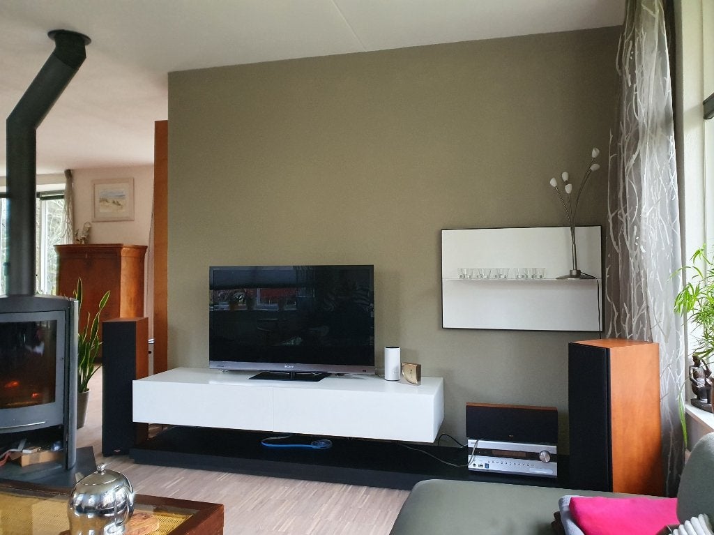 Poliform TV-meubel met zwevende kast en plank, Ophalen, 150 tot 200 cm, Zo goed als nieuw, Minder dan 100 cm