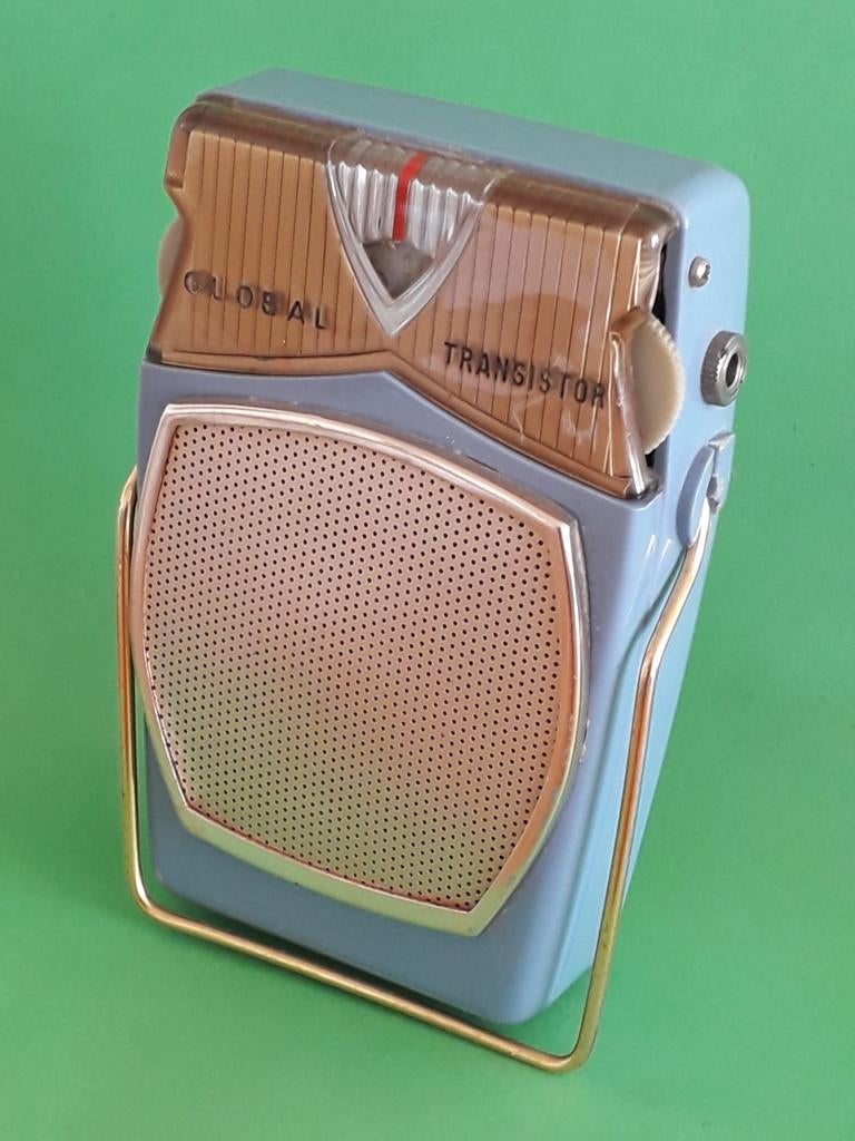 Stijlvolle,  vintage transistorradio te koop, Ophalen of Verzenden