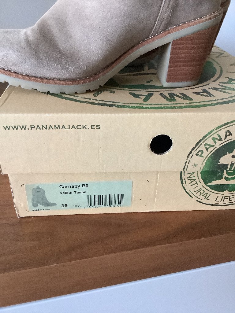 Panama Jack enkellaars, Beige, Lage of Enkellaarzen, Ophalen of Verzenden, Zo goed als nieuw