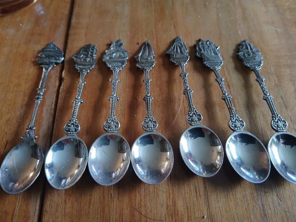 Te koop 23 Verzilverde lepeltjes, Antiek en Kunst, Antiek | Bestek, Ophalen of Verzenden