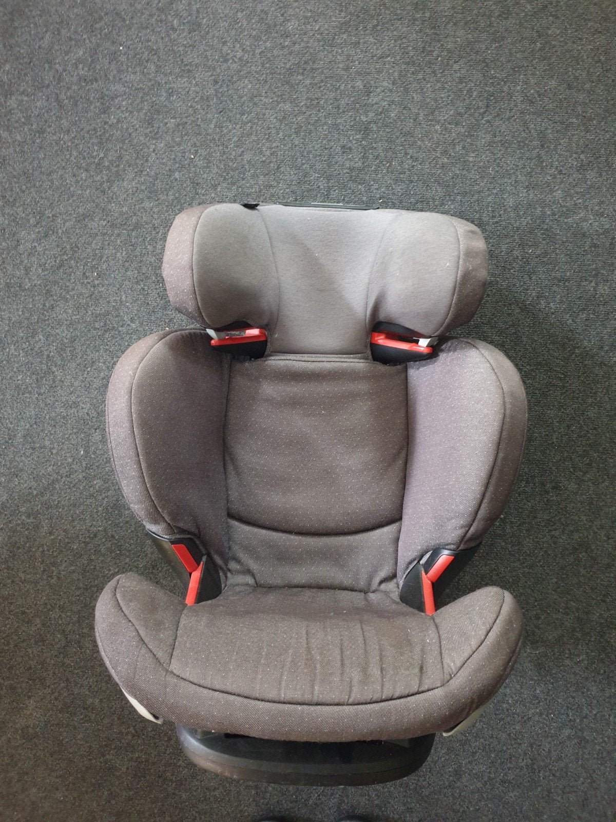 Auto stoel maxi Cosi met easy fix systeem, Gebruikt, 9 t/m 18 kg, Ophalen of Verzenden, Isofix