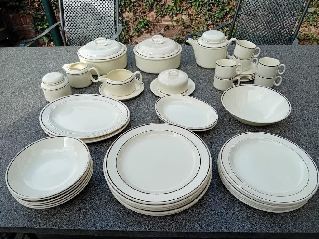 Servies J&G MEAKIN TREND Mink CREAM BROWN LINE RODEO, Nieuw, Ophalen of Verzenden, Overige stijlen, Porselein