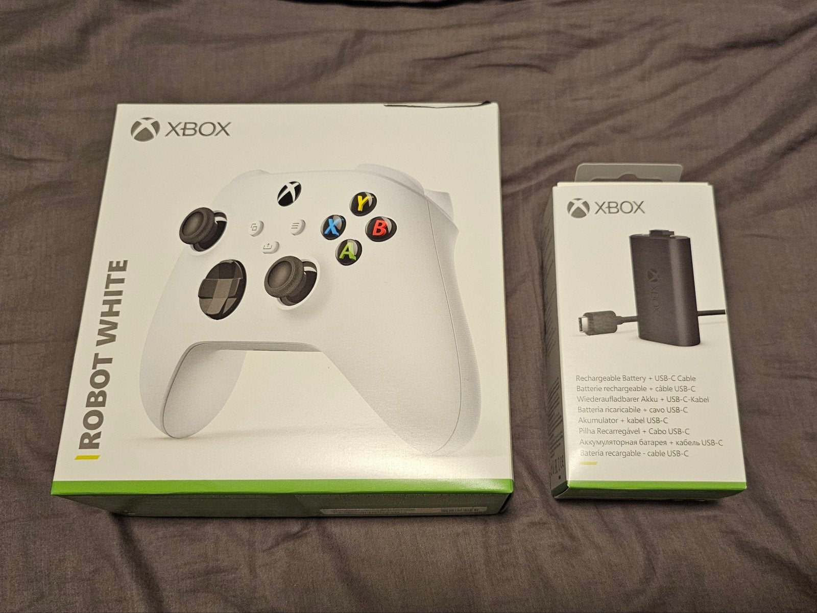 Xbox Series X/S controller - Robot White
Charge kit, Xbox Original, Ophalen of Verzenden, Zo goed als nieuw, Controller
