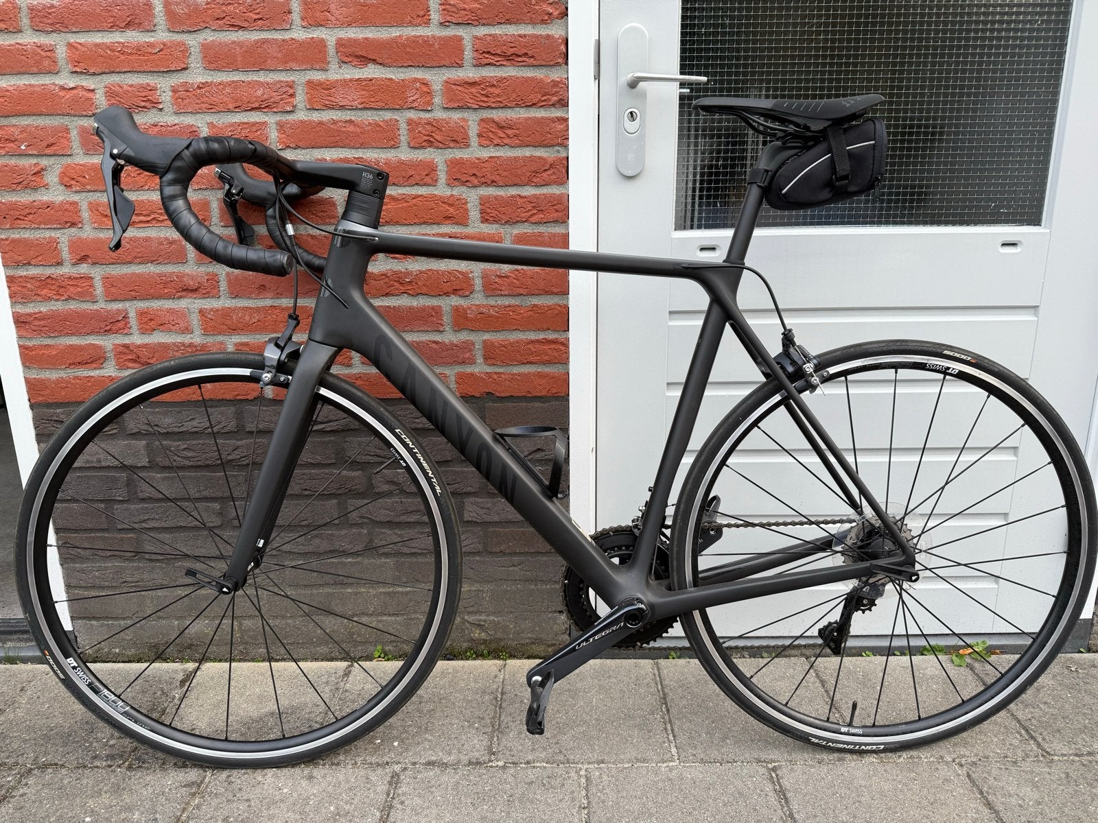Canyon Ultimate CF SL 8.0 racefiets (zwart/grijs), Fietsen en Brommers, Fietsen | Racefietsen, 28 inch, Carbon, Zo goed als nieuw