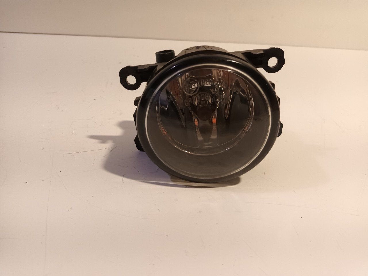 Mistlamp links Suzuki Swift, Onderdelen@venauto.nl, Van der Ven Autorecycling B.V., Gebruikt, Ettenseweg 76, 4706 PB Roosendaal, The Netherlands