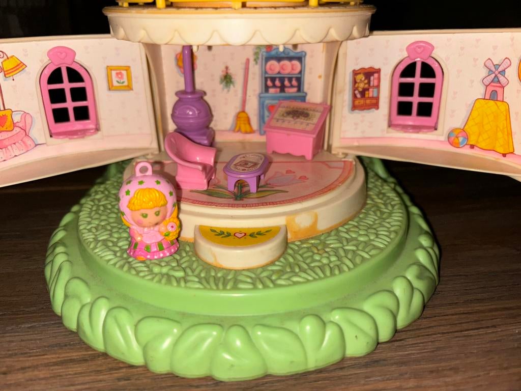 Durfty Molen Charmkins Compleet met Meubels en Poppetjes, Kinderen en Baby's, Ophalen of Verzenden, Gebruikt, Meisje