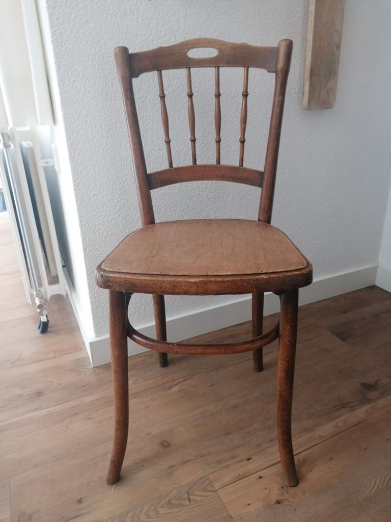 4 leuke stoeltjes, Ophalen