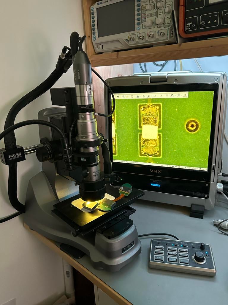 Keyence VHX-900 met VH-Z100R Lens - Engelse software!, Ophalen, Gebruikt, 1000x of meer, Biologische microscoop