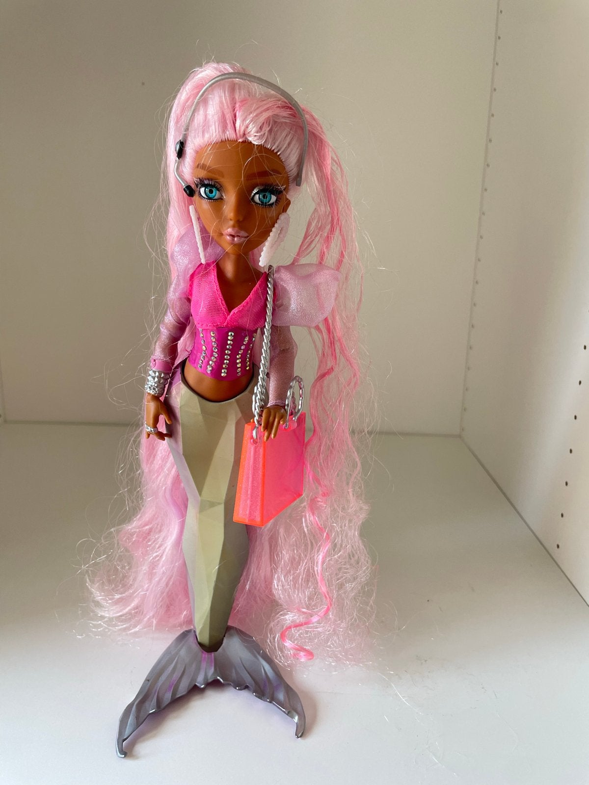Mermaze Mermaidz pop met roze haar en accessoires, Ophalen of Verzenden, Zo goed als nieuw, Overige typen