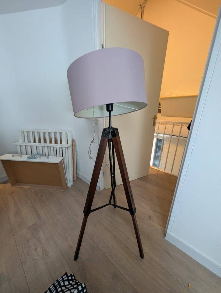 Tripod vloerlamp houten poten met lampenkap, Ophalen of Verzenden, Zo goed als nieuw, 150 tot 200 cm