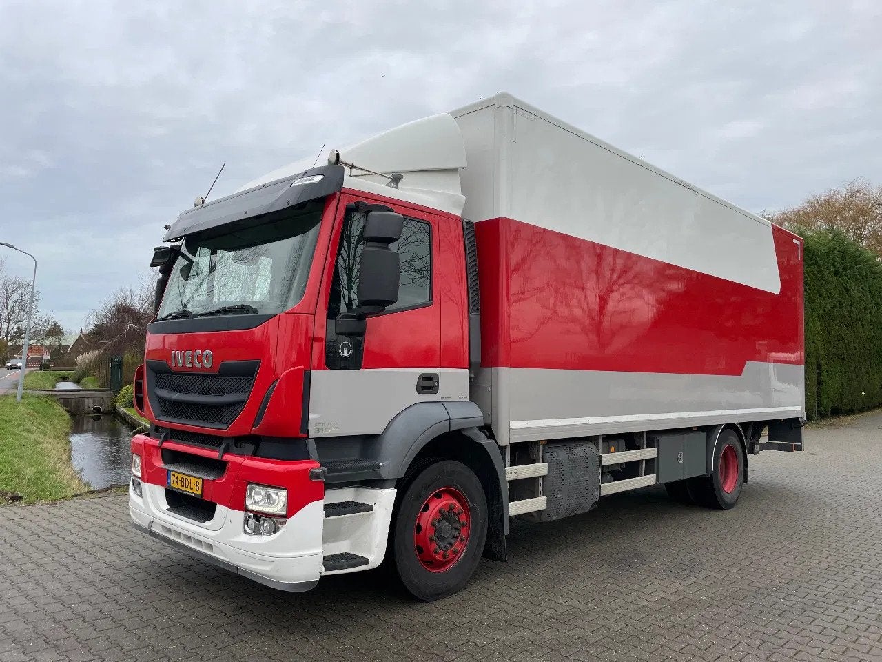 Iveco Stralis 310 Holland truck, excellent condition, Automaat, Achterwielaandrijving, Euro 6, Iveco