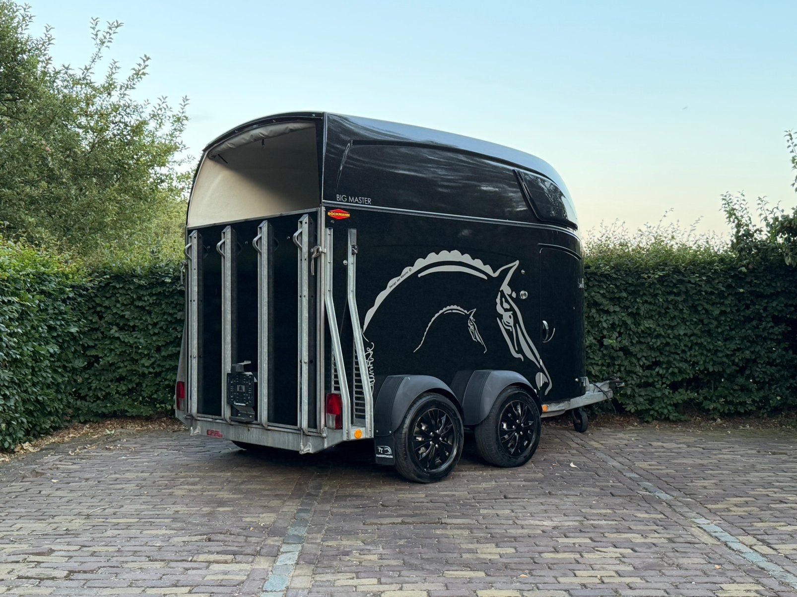 Mooie 2 paards bockmann big master zeer ruim met zadelkamer, Dieren en Toebehoren, Ophalen, Zo goed als nieuw, 2-paards trailer