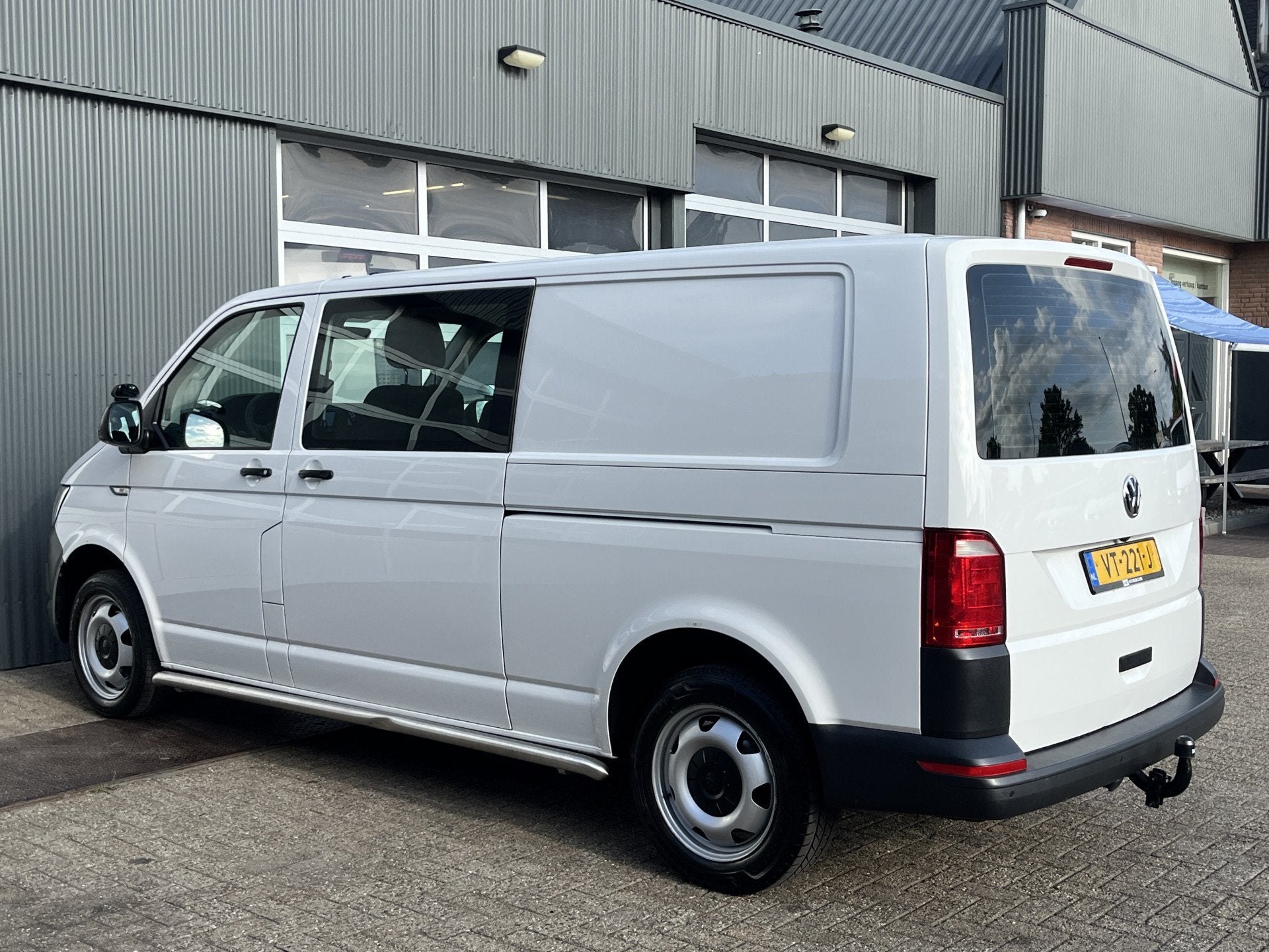 Volkswagen Transporter 2.0 TDI L2H1 DC 4Motion 150pk 4x4 Dub, Automaat, Stof, Gebruikt, 4 cilinders