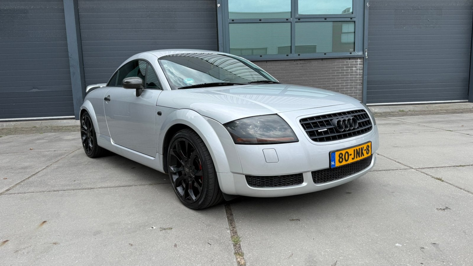 Audi TT 2002 1.8 5V quattro Grijs, Auto's, Audi, TT, 1440 kg, 4 stoelen, 1781 cc